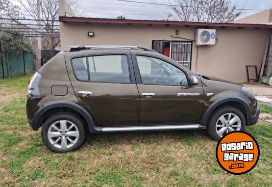 Autos - Renault Sandero Stepway 2012 GNC 138000Km - En Venta
