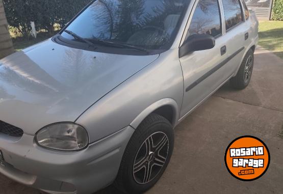 Autos - Chevrolet Corsa 1999 Nafta 198000Km - En Venta