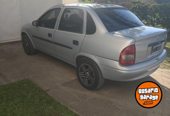Autos - Chevrolet Corsa 1999 Nafta 198000Km - En Venta