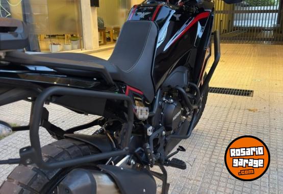 Motos - Moto Morini xCape 2025 Nafta 10000Km - En Venta