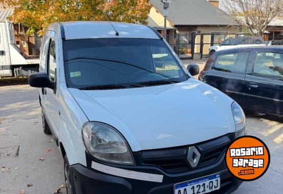Utilitarios - Renault Kangoo furgón 2017 Nafta 120000Km - En Venta