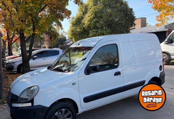 Utilitarios - Renault Kangoo furgón 2017 Nafta 120000Km - En Venta