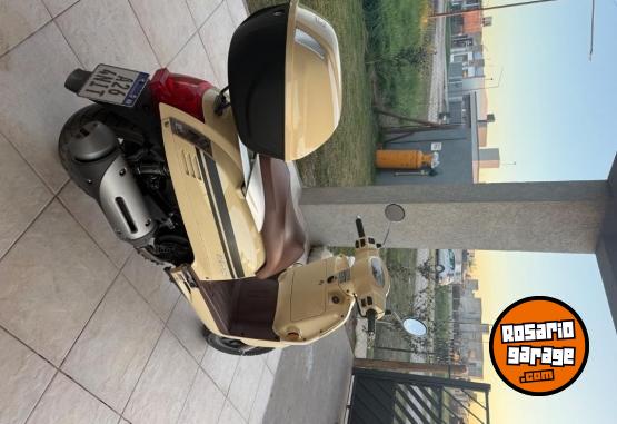 Motos - Kymco Like 125 2025 Nafta 3368Km - En Venta