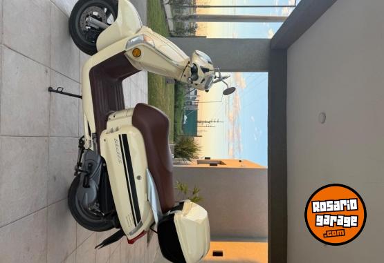 Motos - Kymco Like 125 2025 Nafta 3368Km - En Venta