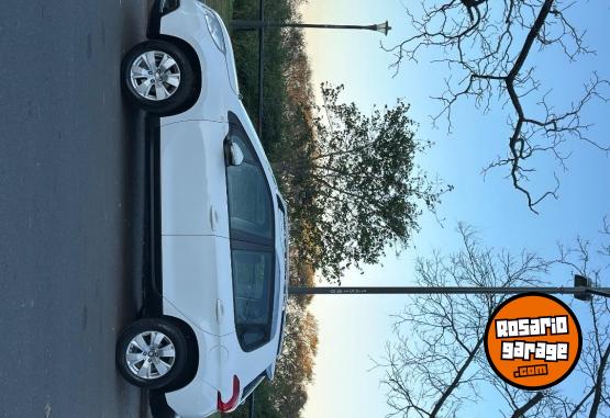 Autos - Peugeot 2008 2017 Nafta 117000Km - En Venta