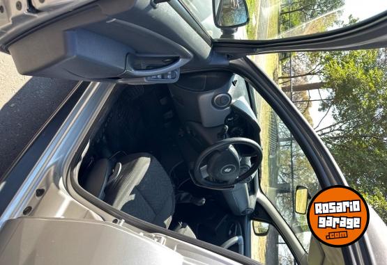 Autos - Renault Duster 2015 Nafta 102000Km - En Venta