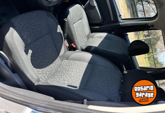 Autos - Renault Duster 2015 Nafta 102000Km - En Venta
