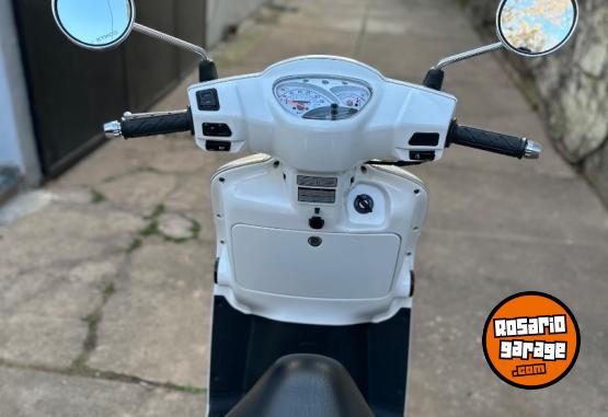 Motos - Kymco LIKE 125 2025 Nafta 1700Km - En Venta