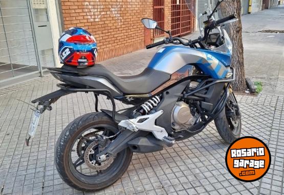 Motos - CF MT 650 2024 Nafta 17800Km - En Venta