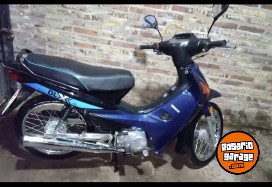 Motos - Motomel MOTOMEL DLX 110 FULL 2023 Nafta 878Km - En Venta