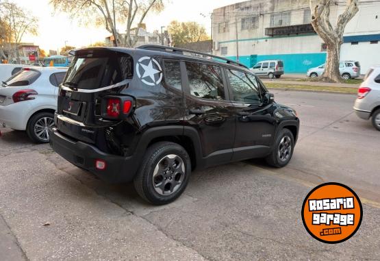 Camionetas - Jeep Renegade 2017 Nafta 77000Km - En Venta