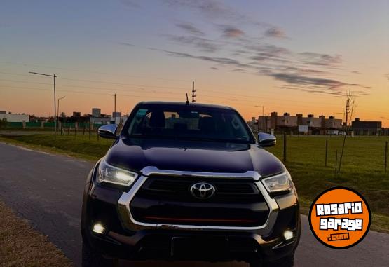 Camionetas - Toyota Hilux 2021 Diesel 70000Km - En Venta