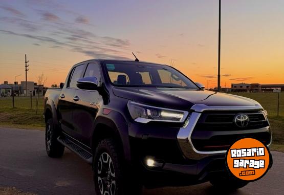Camionetas - Toyota Hilux 2021 Diesel 70000Km - En Venta
