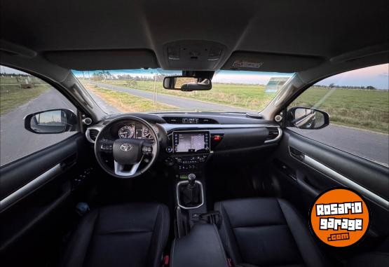 Camionetas - Toyota Hilux 2021 Diesel 70000Km - En Venta