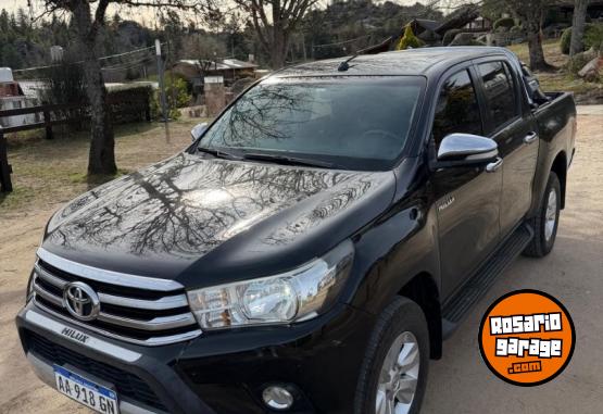 Camionetas - Toyota Hilux 2017 Diesel 110000Km - En Venta