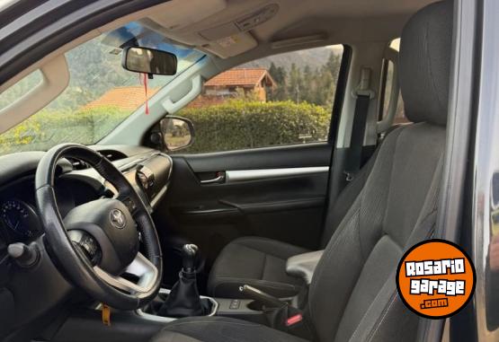 Camionetas - Toyota Hilux 2017 Diesel 110000Km - En Venta