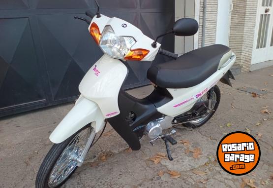 Motos - Motomel Blitz 110 2025 Nafta 3300Km - En Venta