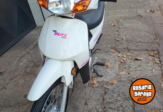 Motos - Motomel Blitz 110 2025 Nafta 3300Km - En Venta