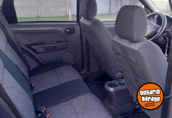 Autos - Ford 2011 xls 2011 GNC 170000Km - En Venta
