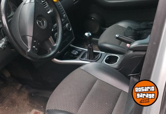 Autos - Mercedes Benz Clase B 200 2010 Nafta 143000Km - En Venta