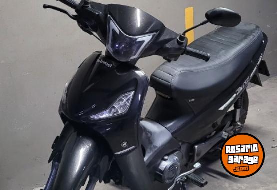 Motos - Motomel Blitz 110 2023 Nafta 8900Km - En Venta