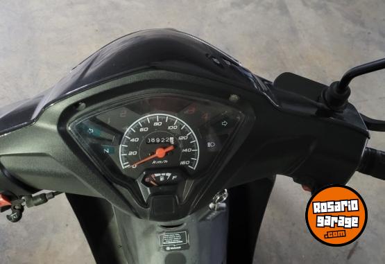 Motos - Motomel Blitz 110 2023 Nafta 8900Km - En Venta