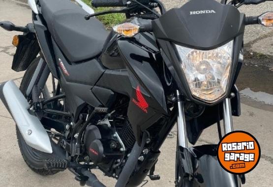 Motos - Honda Twister 2026 Nafta 2000Km - En Venta