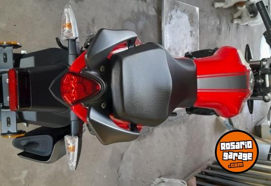 Motos - Benelli Tnt15 2023 Nafta 5400Km - En Venta
