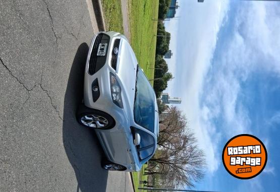 Autos - Ford Focus exe trend plus 2.0 2009 GNC 216000Km - En Venta