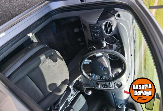 Autos - Ford Focus exe trend plus 2.0 2009 GNC 216000Km - En Venta