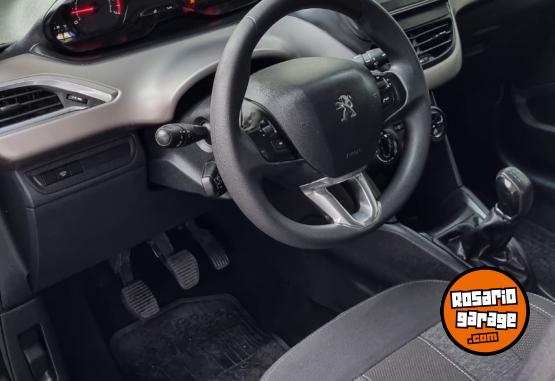 Autos - Peugeot 208 2018 Nafta 81000Km - En Venta