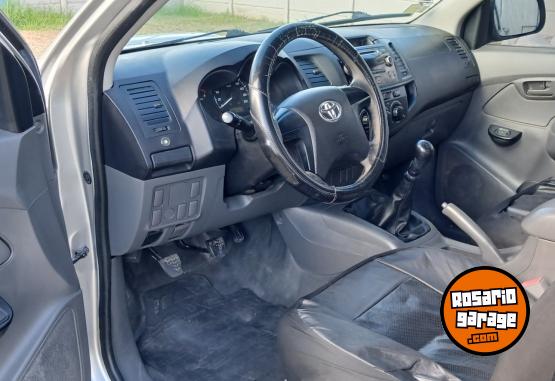 Camionetas - Toyota Hilux 2015 Diesel 190000Km - En Venta