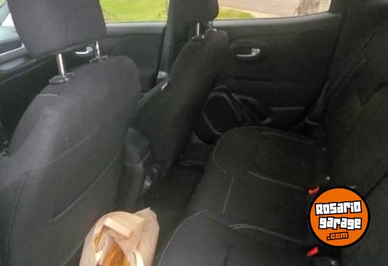 Camionetas - Jeep RENEGADE SPORTS AT6 2023 Nafta 91000Km - En Venta