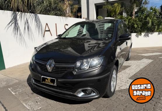 Autos - Renault Logan 2014 Nafta 140000Km - En Venta