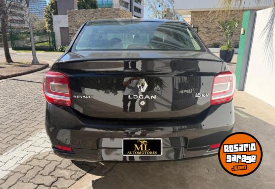 Autos - Renault Logan 2014 Nafta 140000Km - En Venta