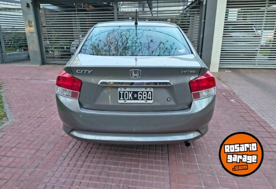 Autos - Honda City 2010 Nafta 162000Km - En Venta