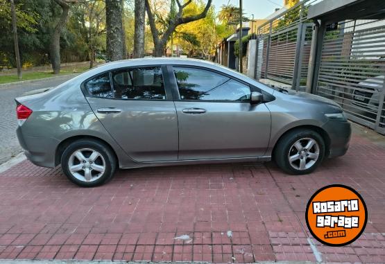 Autos - Honda City 2010 Nafta 162000Km - En Venta