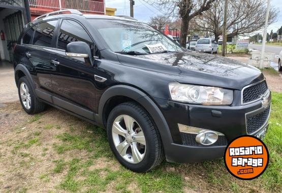Camionetas - Chevrolet Captiva LTZ 2.2 AWD 7 as 2013 Diesel 162000Km - En Venta