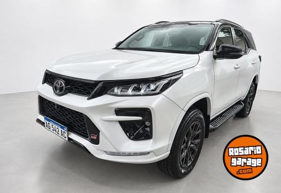 Camionetas - Toyota SW4 4X4 GR-SPORT 2024 Diesel 12300Km - En Venta