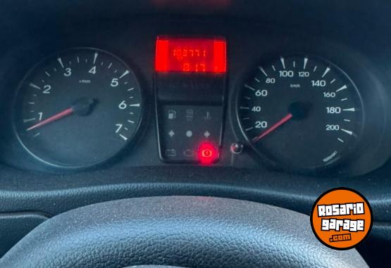 Utilitarios - Renault Kangoo Express 1.6 1 PLC 2017 GNC 183000Km - En Venta