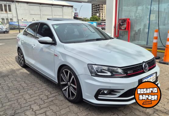 Autos - Chevrolet Cruze ltz 2da mano permut 2017 Nafta 120000Km - En Venta