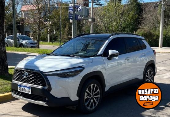 Camionetas - Toyota Corolla Cross 2023 Nafta 24000Km - En Venta