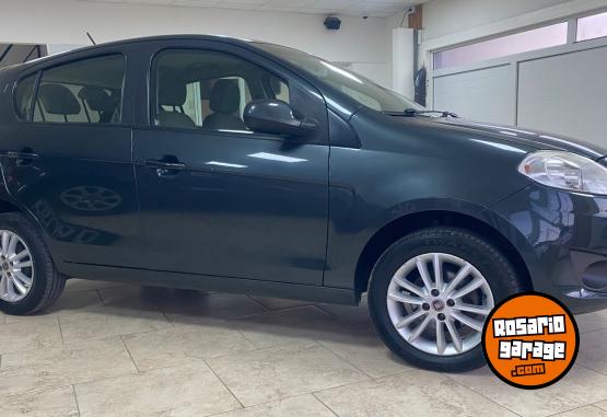 Autos - Fiat PALIO ESSENCE 2014 Nafta 140958Km - En Venta