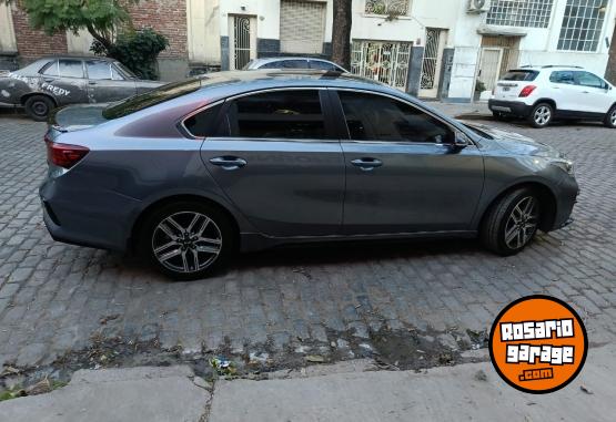 Autos - Kia Cerato GT Line 2021 Nafta 95000Km - En Venta