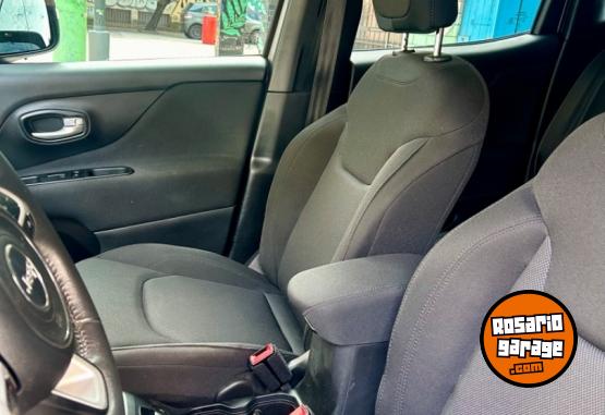 Camionetas - Jeep Renegade 1.8 SPORT AT 2022 Nafta 80000Km - En Venta