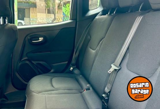 Camionetas - Jeep Renegade 1.8 SPORT AT 2022 Nafta 80000Km - En Venta