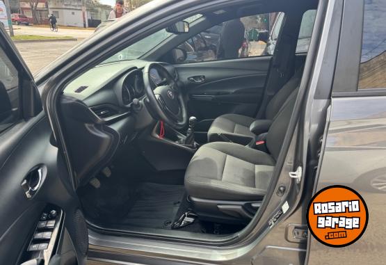 Autos - Toyota Yaris 2023 Nafta 42000Km - En Venta