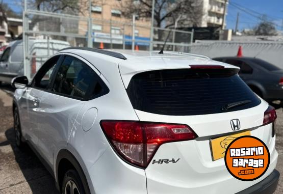Autos - Honda HRV EXL CVT 2017 Nafta 97800Km - En Venta