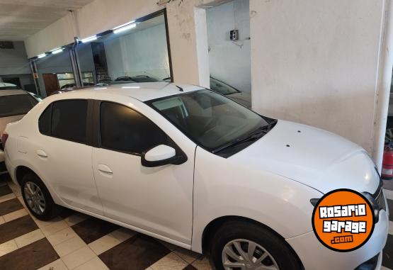Autos - Renault Logan 2014 Nafta 142000Km - En Venta
