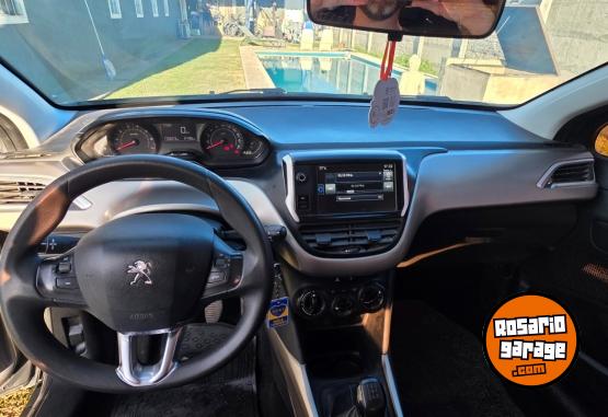 Autos - Peugeot 2008 2017 Nafta 176000Km - En Venta